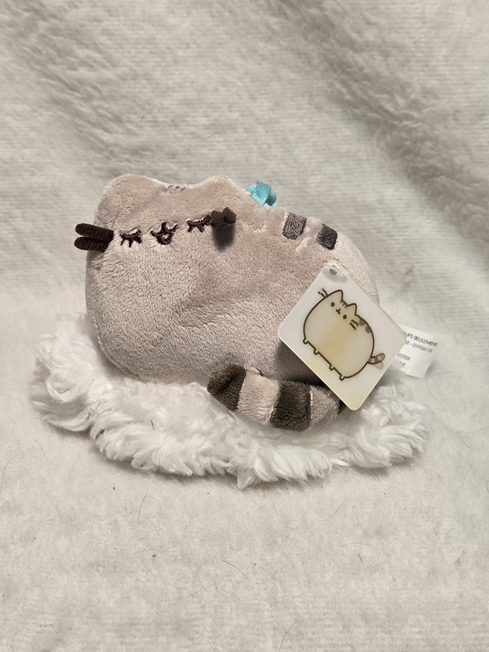 Pusheen the Cat GUND Sleepin on a Cloud Backpack Clip 4" Stuffed Toy